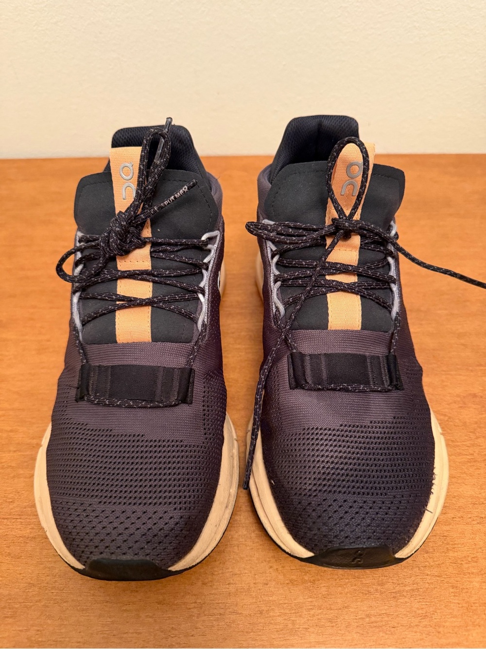 On Running brown and beige Cloudstyle Low-Top Sneakers